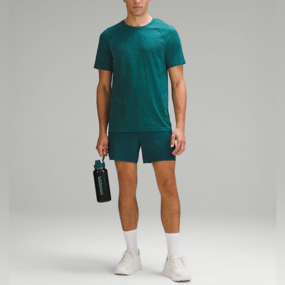 🍋 Lululemon Back To Life Sports Bottle 32 oz., *Shine, NWT - Picture 5 of 14